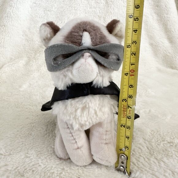 Gund Grumpy Cat Superhero Cape Plush Mini 6” Stuffed Animal Toy - Picture 5 of 5